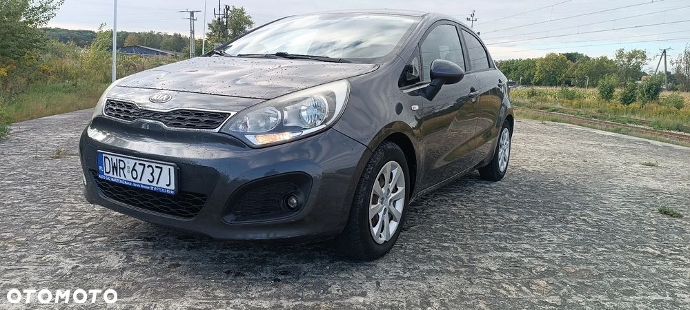 Kia Rio 1.2 Attract - 1