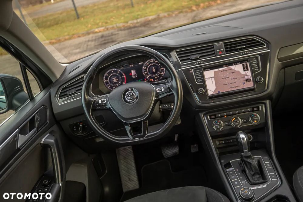 Volkswagen Tiguan 2.0 TDI SCR 4Motion (BlueMotion Techn.) DSG Highline - 39