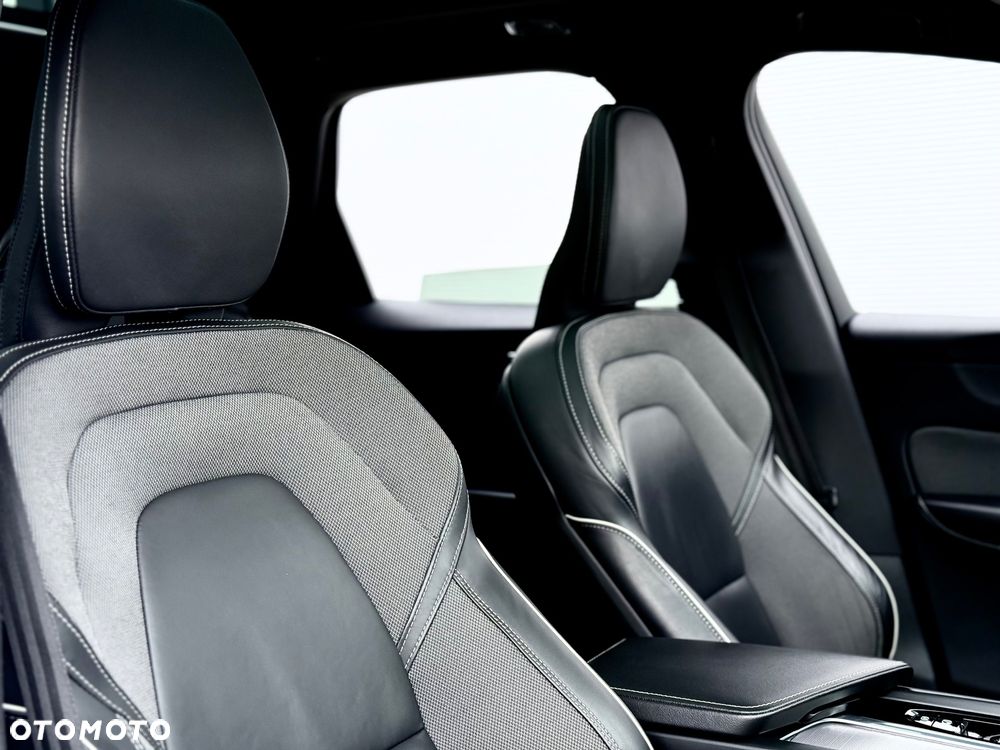 Volvo XC 60 B4 D Geartronic RDesign - 32