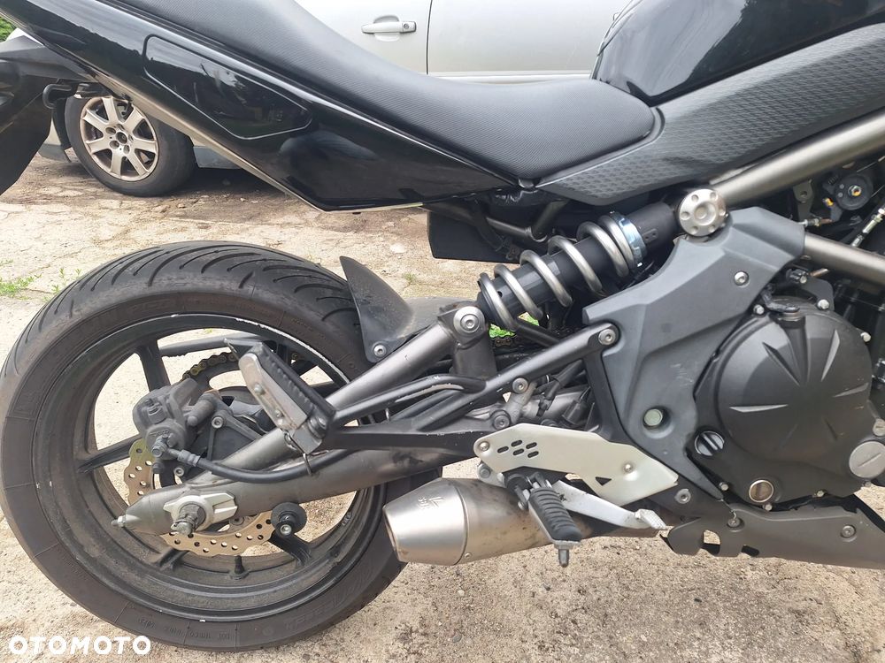 Kawasaki ER - 8