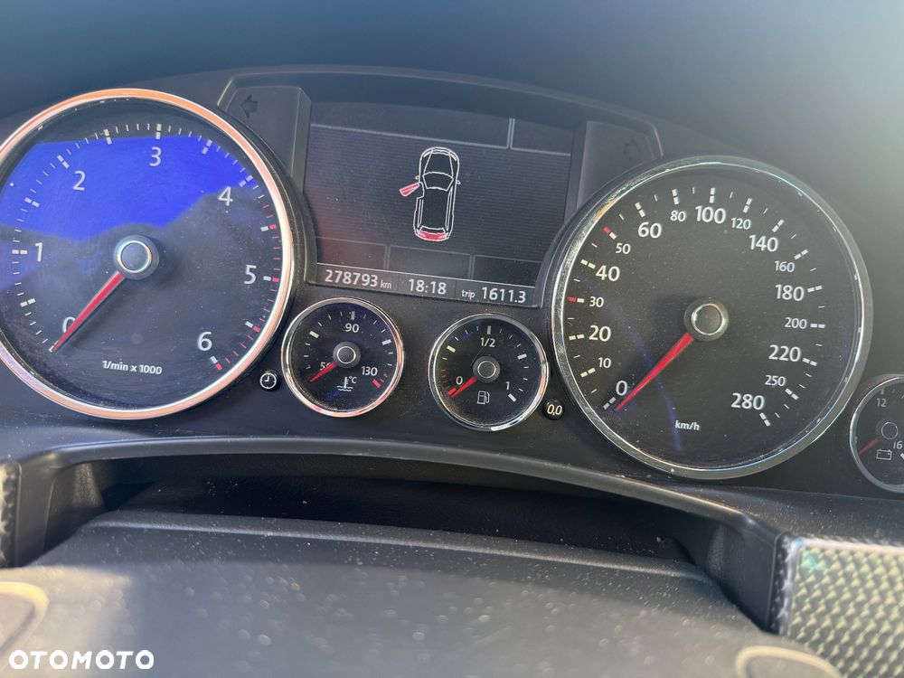Volkswagen Touareg 3.0 V6 TDI Tiptr - 5