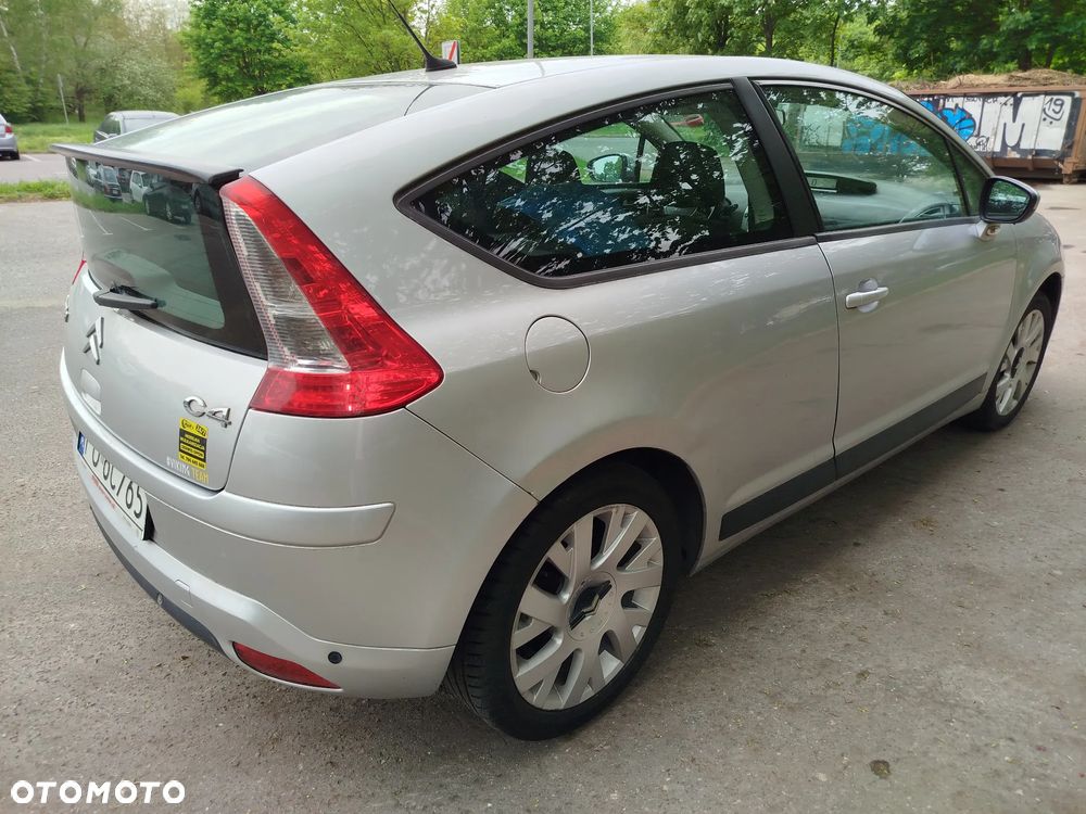 Citroën C4 1.6 HDi FAP VTR - 6