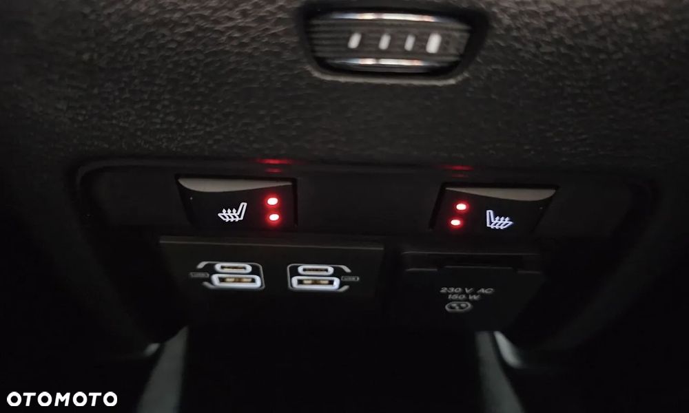 Jeep Cherokee - 25