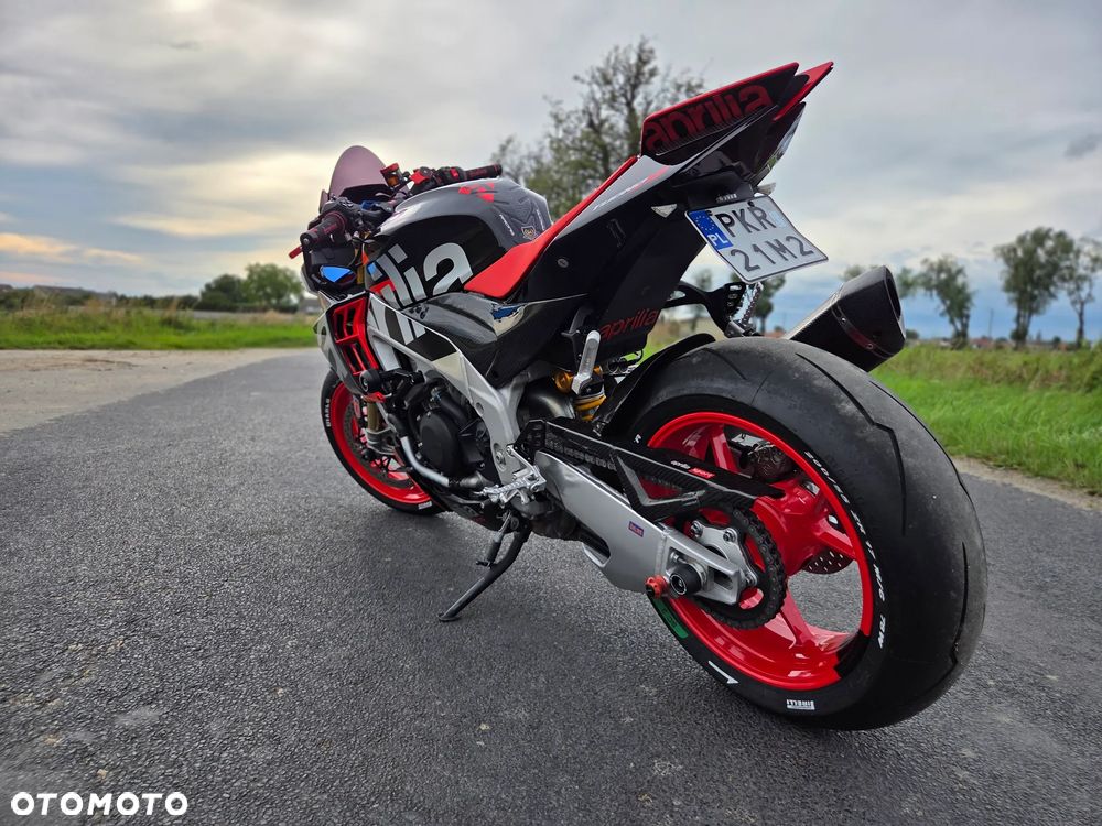 Aprilia Tuono - 11