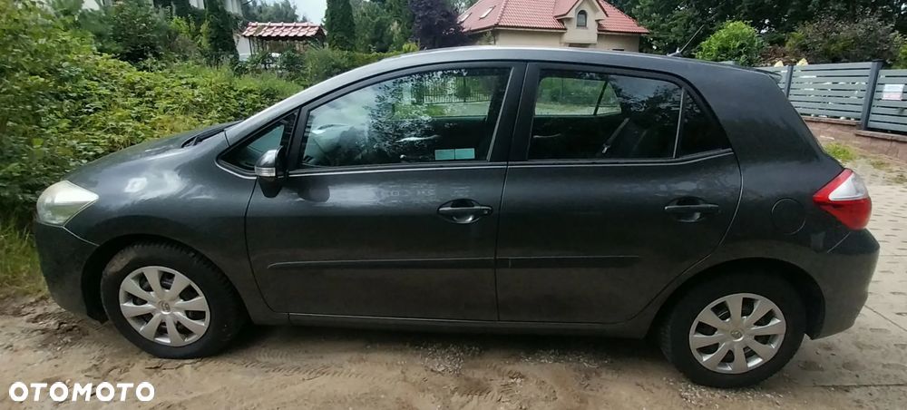 Toyota Auris - 13