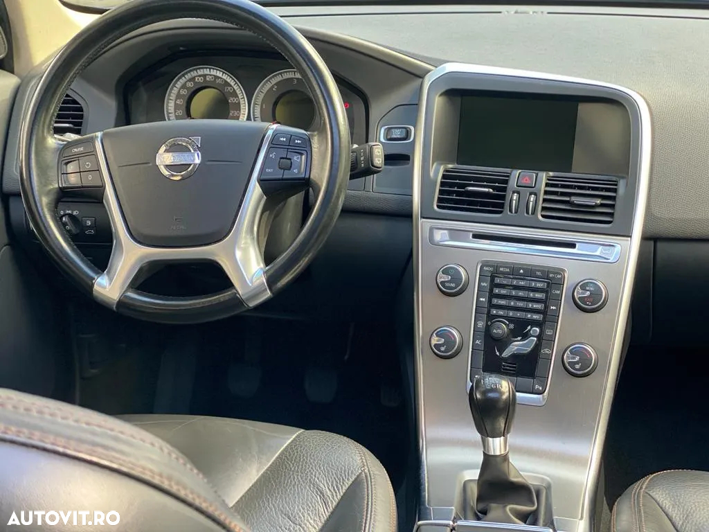 Volvo XC 60 D3 Start-Stop Summum - 5