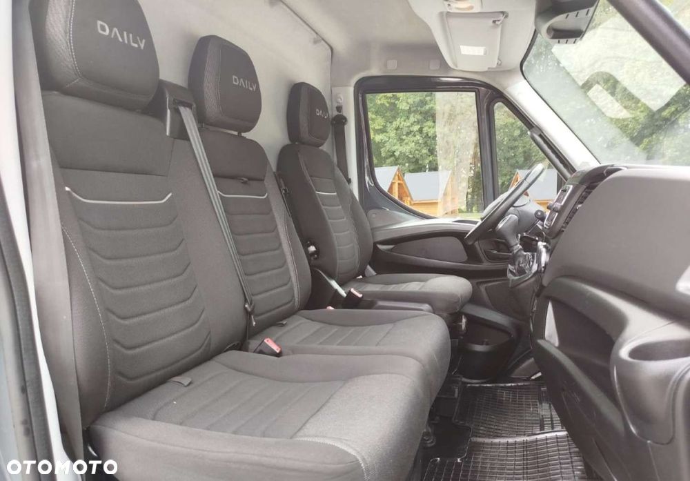 Iveco Daily 35S18 - 17