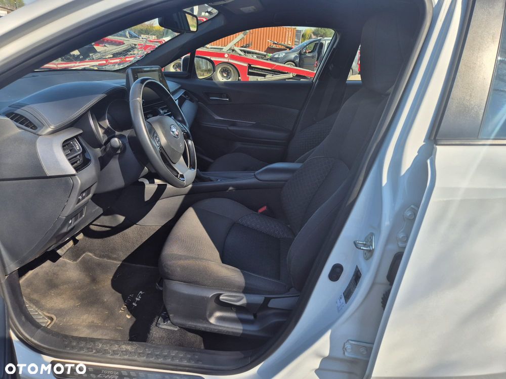 Toyota C-HR Style - 28