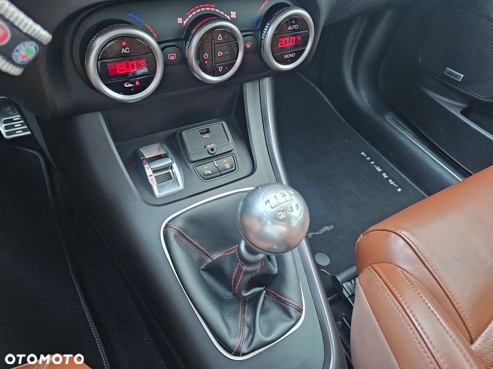 Alfa Romeo Giulietta 1.4 TB 16V Veloce - 28