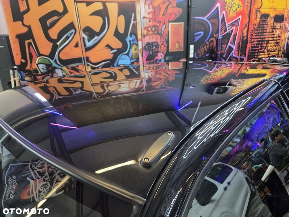 Suzuki Swift 1.3 16V GTi - 9