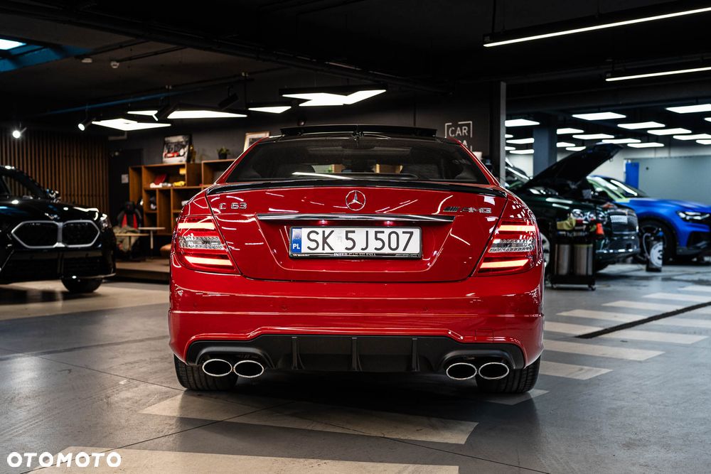 Mercedes-Benz Klasa C 63 AMG AMG SPEEDSHIFT MCT Edition 507 - 8
