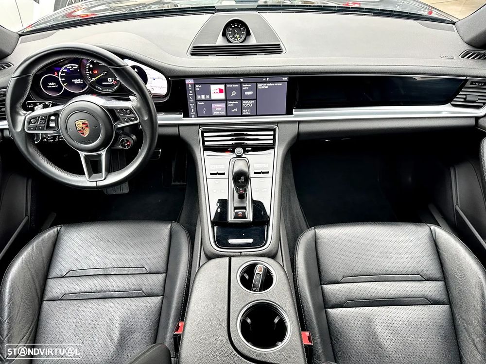 Porsche Panamera 4 E-Hybrid - 10