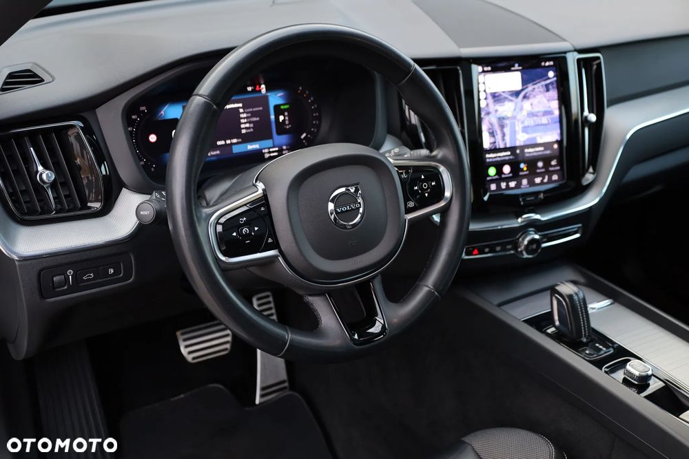 Volvo XC 60 T6 AWD Recharge Geartronic RDesign - 24