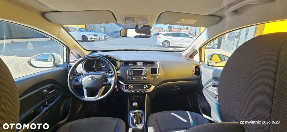Kia Rio 1.2 M - 14