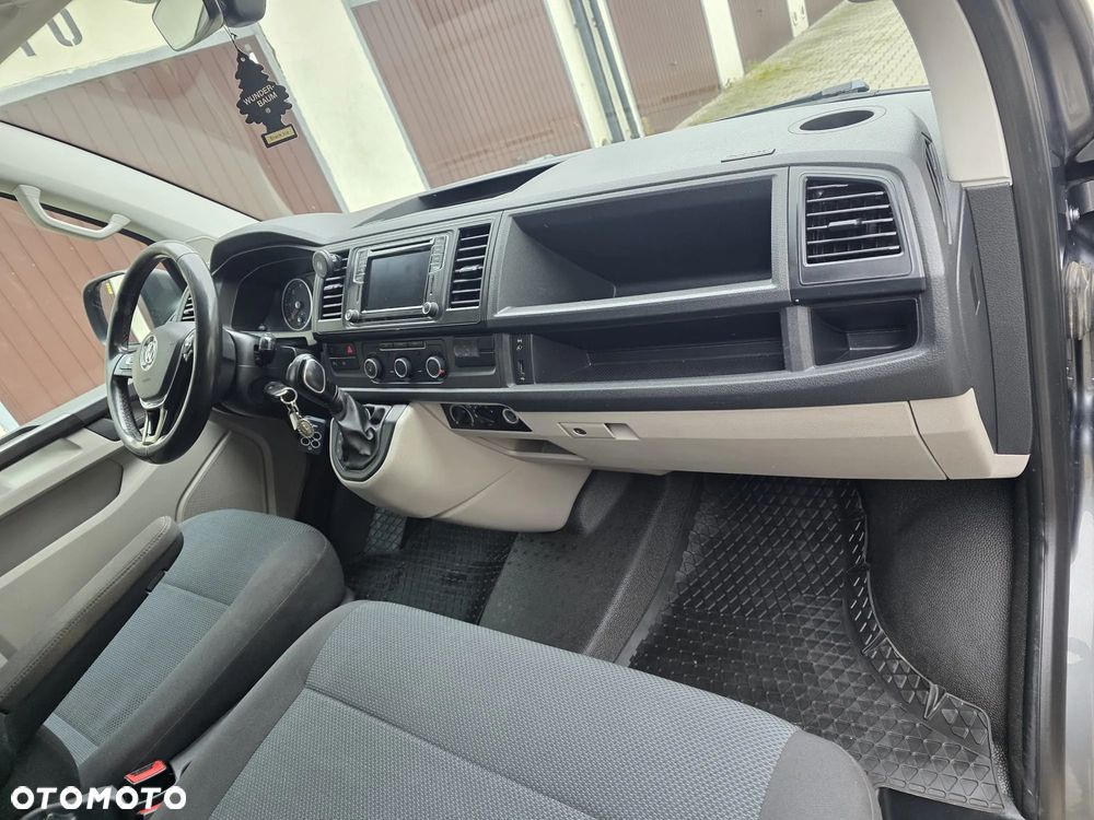 Volkswagen Transporter L1H1 DSG - 10