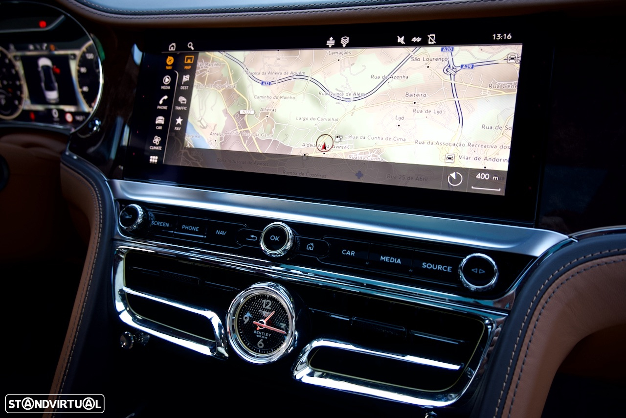 Bentley Flying Spur Hybrid - 40