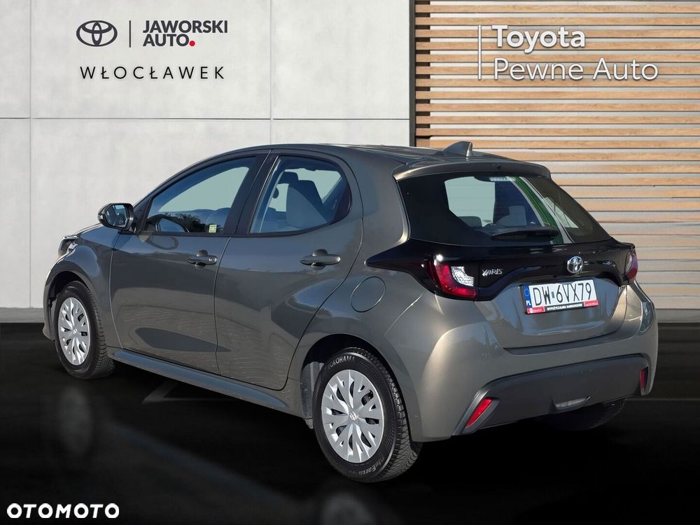Toyota Yaris 1.5 Comfort - 4