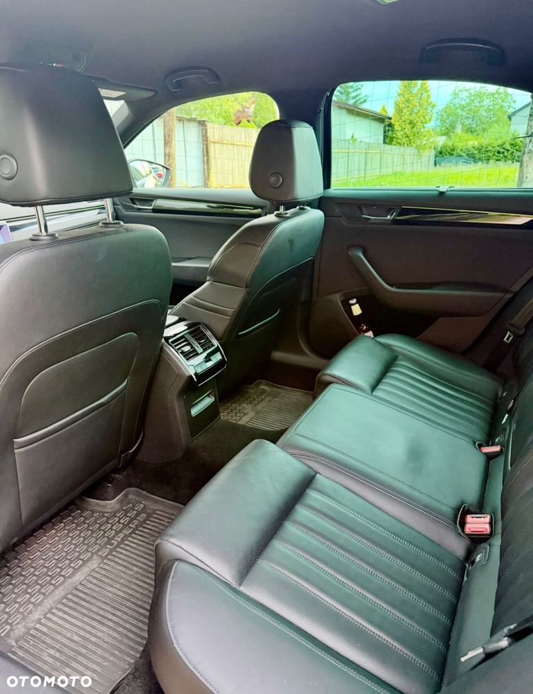 Skoda Superb 2.0 TSI 4x4 L&K DSG - 10