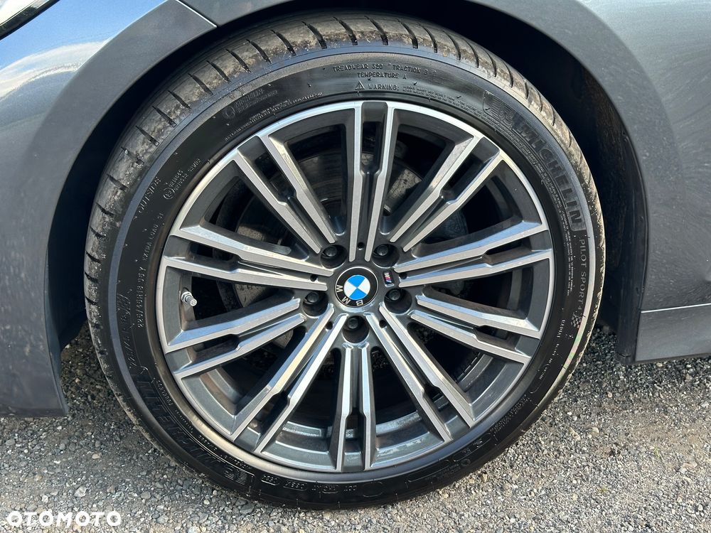 BMW Seria 3 320d M Sport Shadow - 14