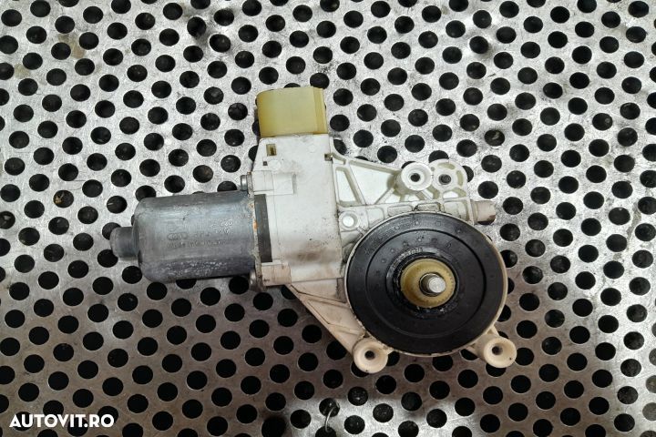 Motoras macara geam fata stanga 0130822226 0130822226 BMW Seria 1 E87 - 2