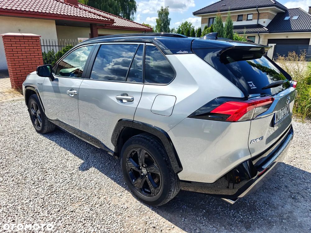 Toyota RAV4 - 5