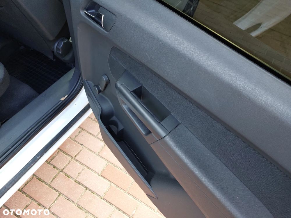 Opel Zafira 1.7 CDTI - 19