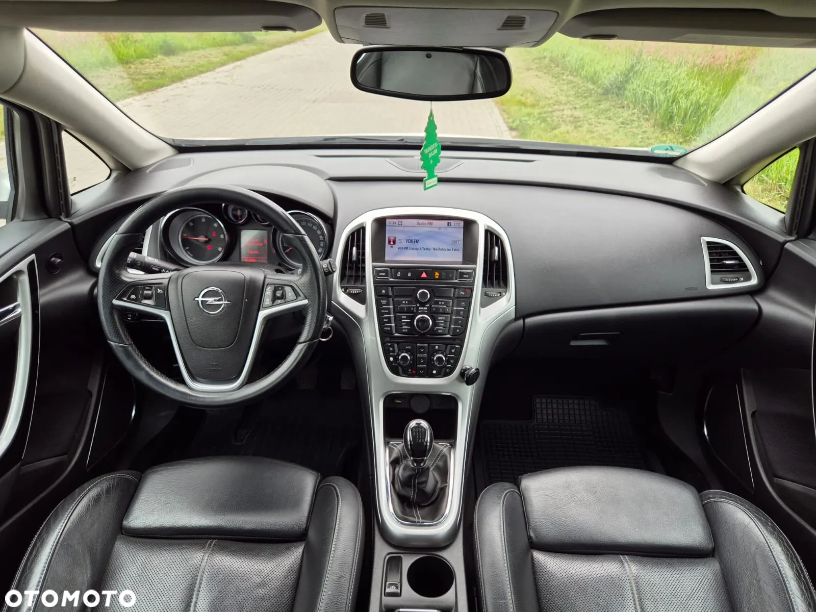 Opel Astra IV 2.0 CDTI Cosmo - 31