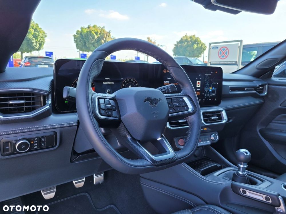 Ford Mustang - 15