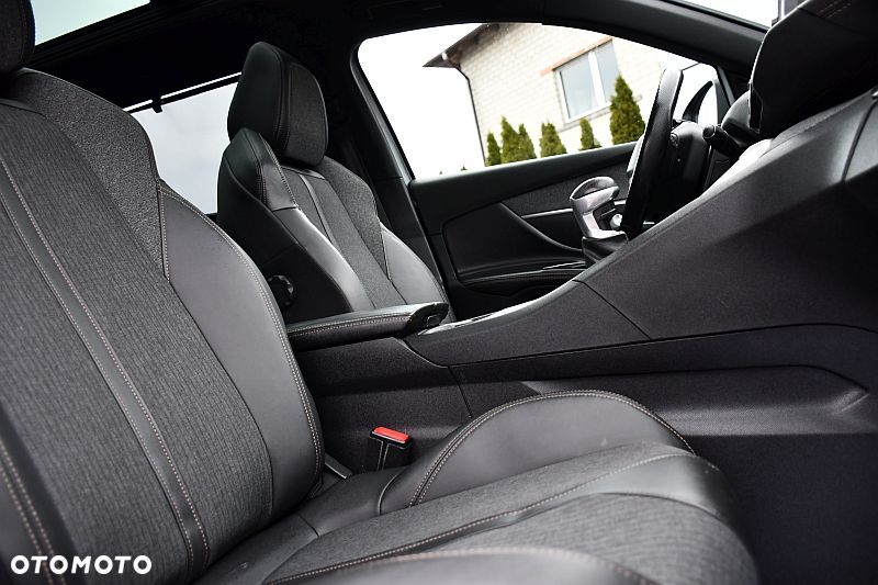 Peugeot 5008 2.0 HDi Allure 7os - 28