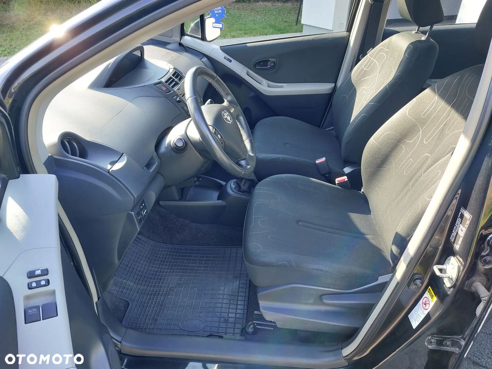 Toyota Yaris 1.33 2010 - 5
