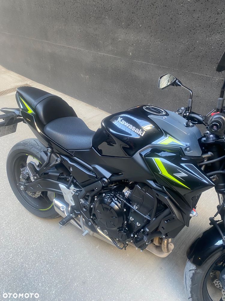 Kawasaki Z 650 - 10