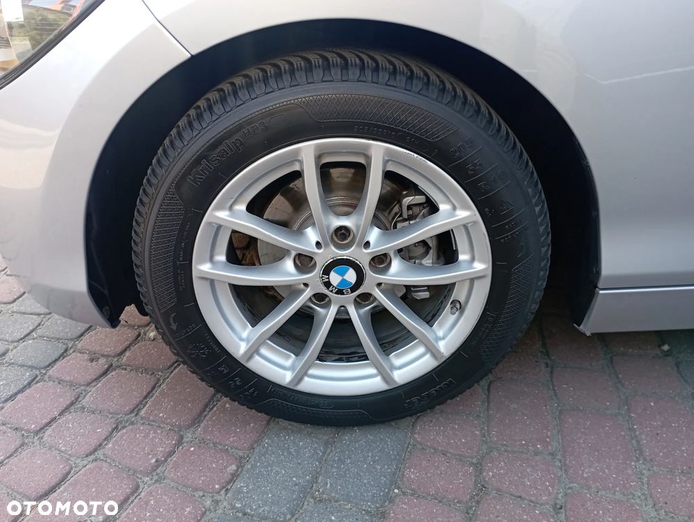 BMW Seria 1 116i - 19