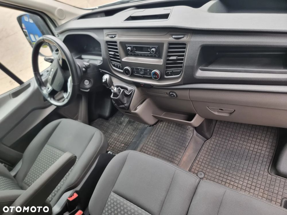 Ford Transit - 2