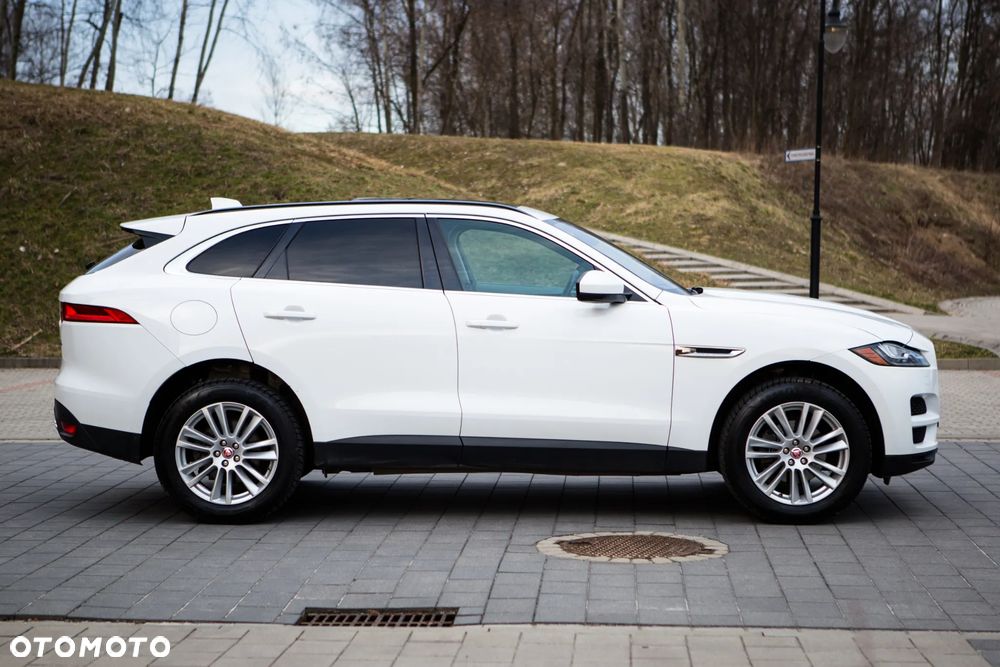 Jaguar F-Pace 25t AWD Prestige - 5