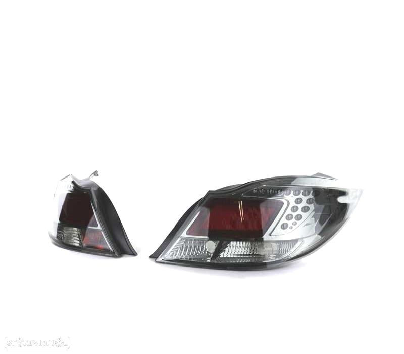 FAROLINS OPEL INSIGNIA 08-13 LED VERMELHO CROMADO - 1