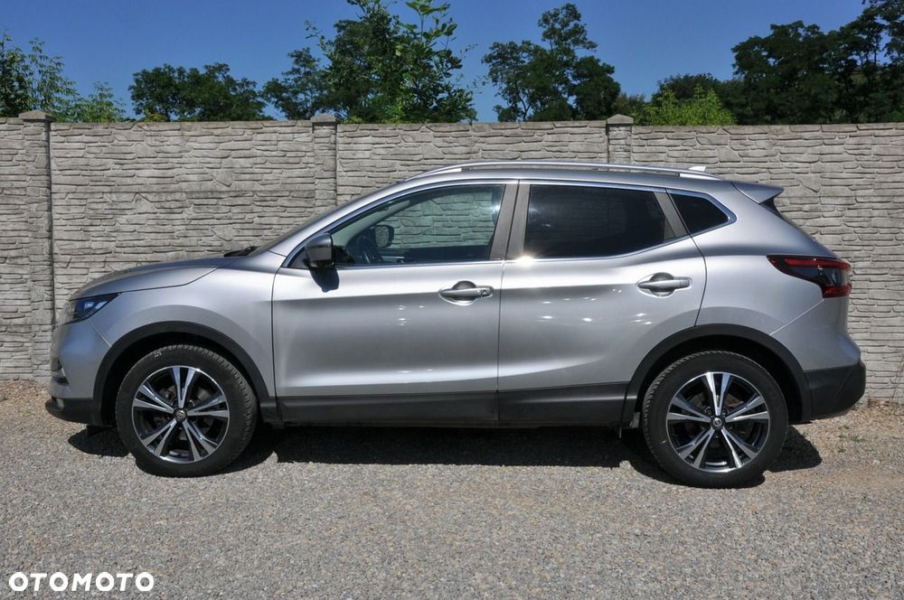 Nissan Qashqai 1.3 DIG-T DCT TEKNA - 2