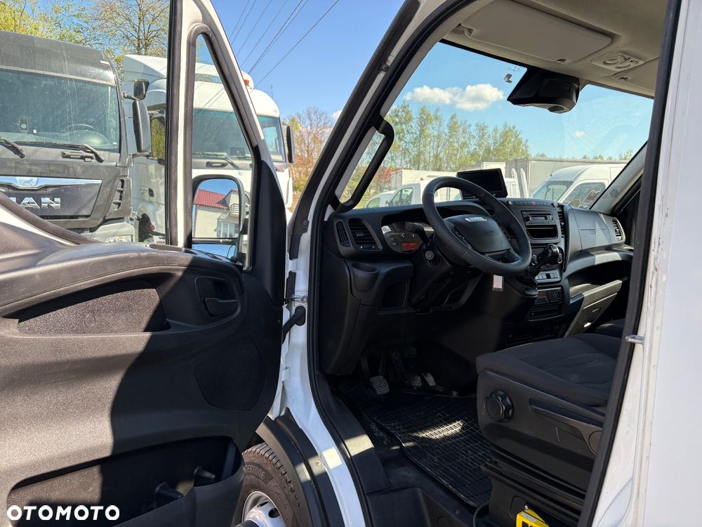 Iveco DAILY 70C17 | WYWROT NA 3 STRONY | DMC 7000Kg | ŻURAW | KLIMA | SUPER STAN - 20