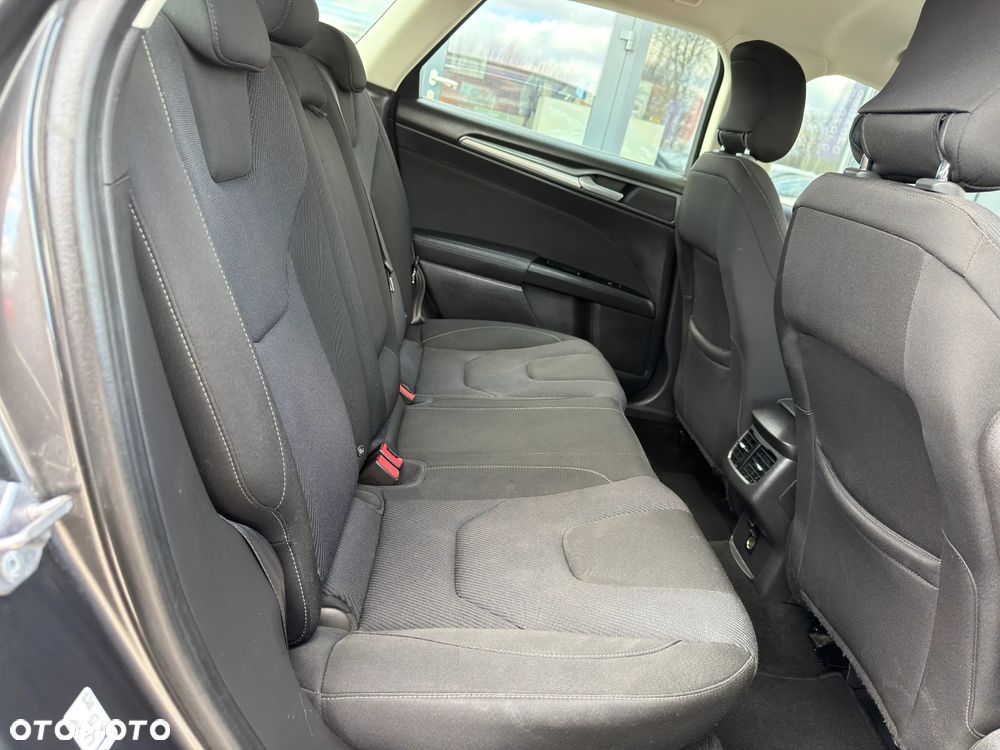 Ford Mondeo SW 1.6 TDCi Ambiente - 25