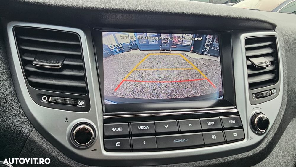 Hyundai Tucson blue 1.7 CRDi 2WD DCT Premium - 18