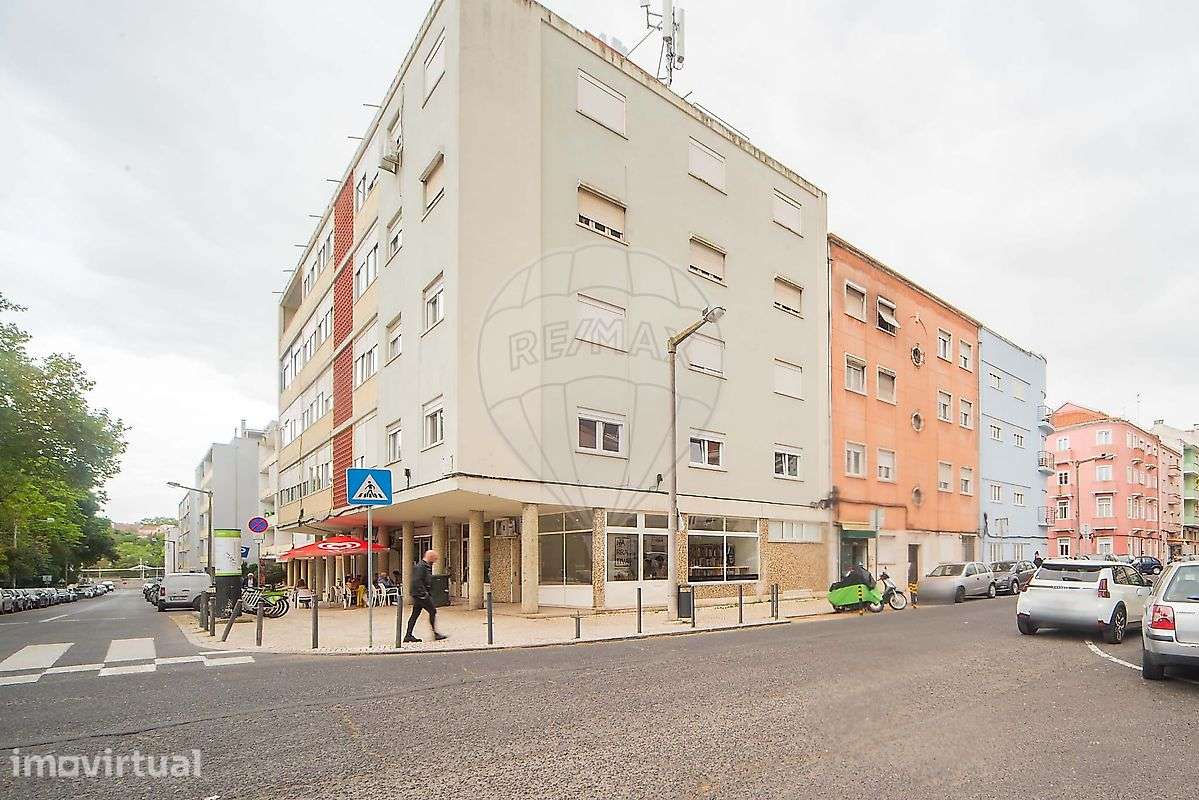Loja  para arrendamento - Grande imagem: 5/9
