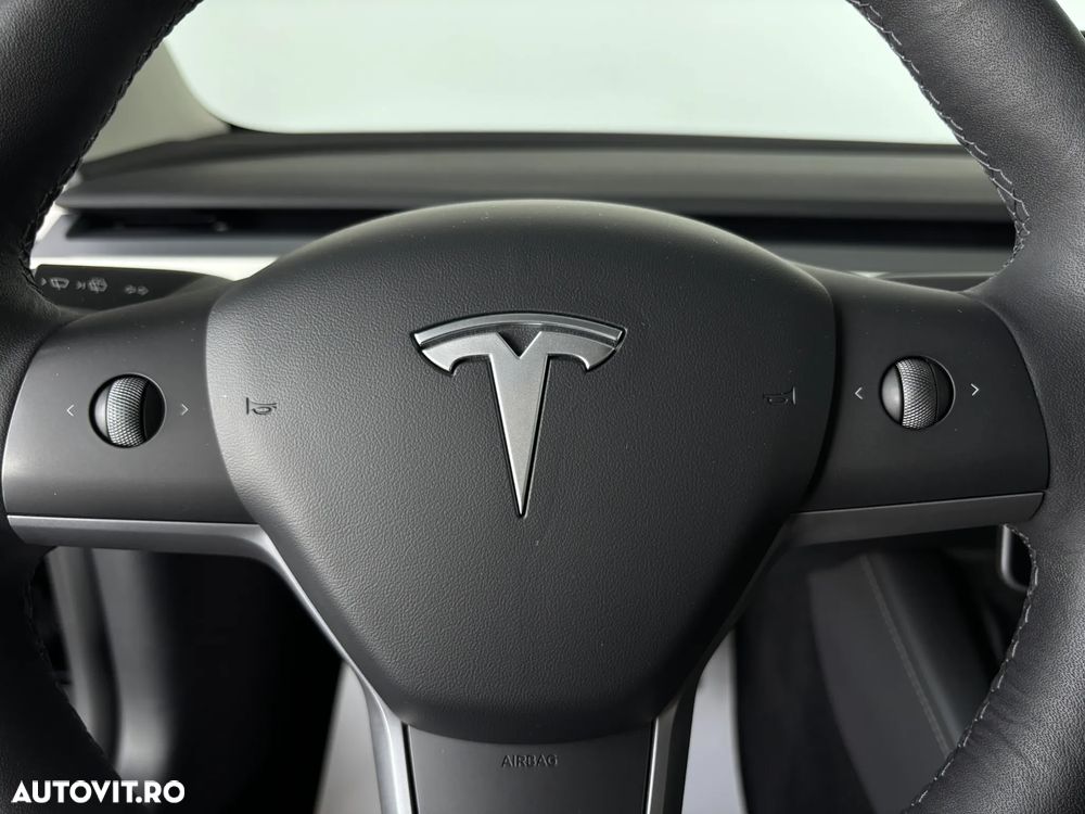 Tesla Model 3 Langstreckenbatterie Allradantrieb Dual Motor - 18