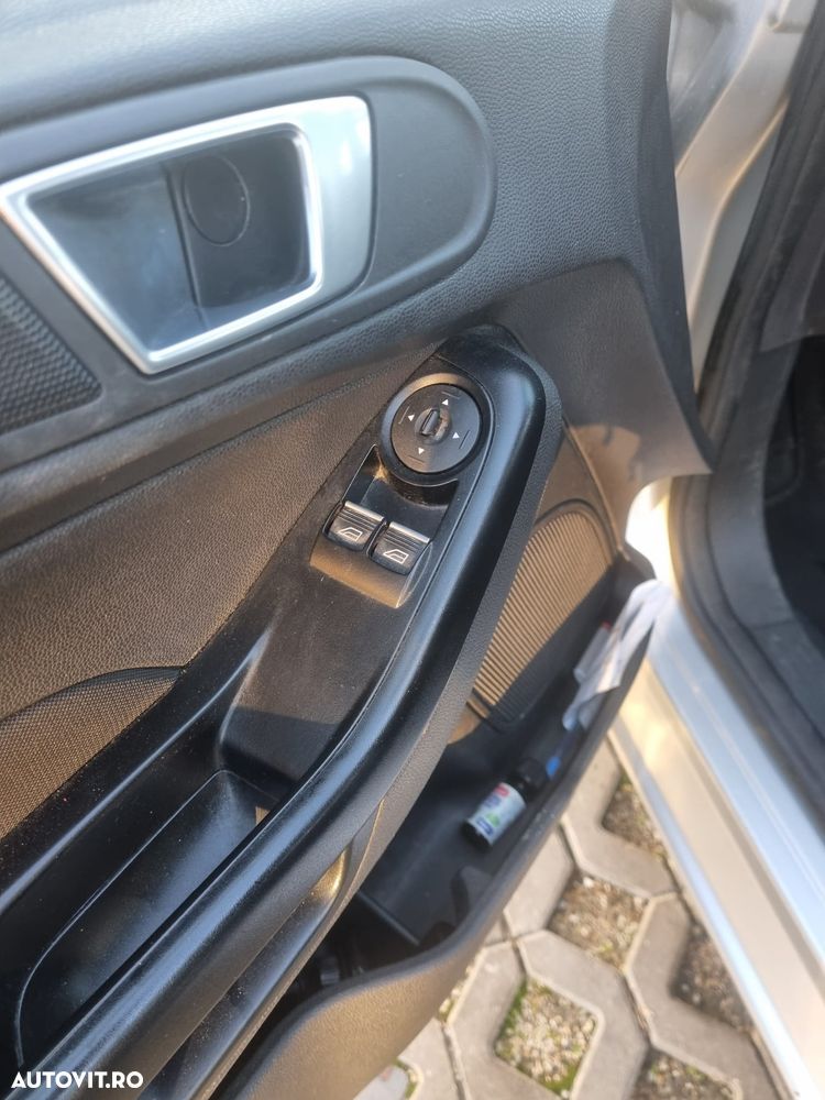 Ford Fiesta 1.25 Trend - 7