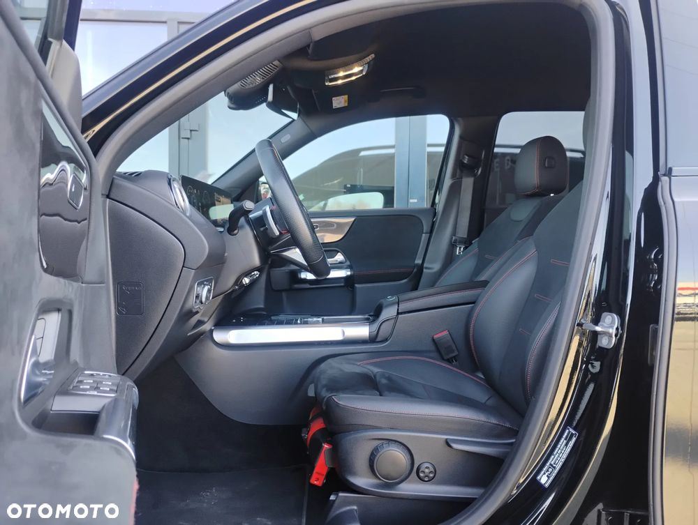 Mercedes-Benz GLB 200 mHEV AMG Line 7G-DCT - 10