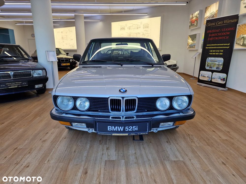 BMW Seria 5 520i - 9