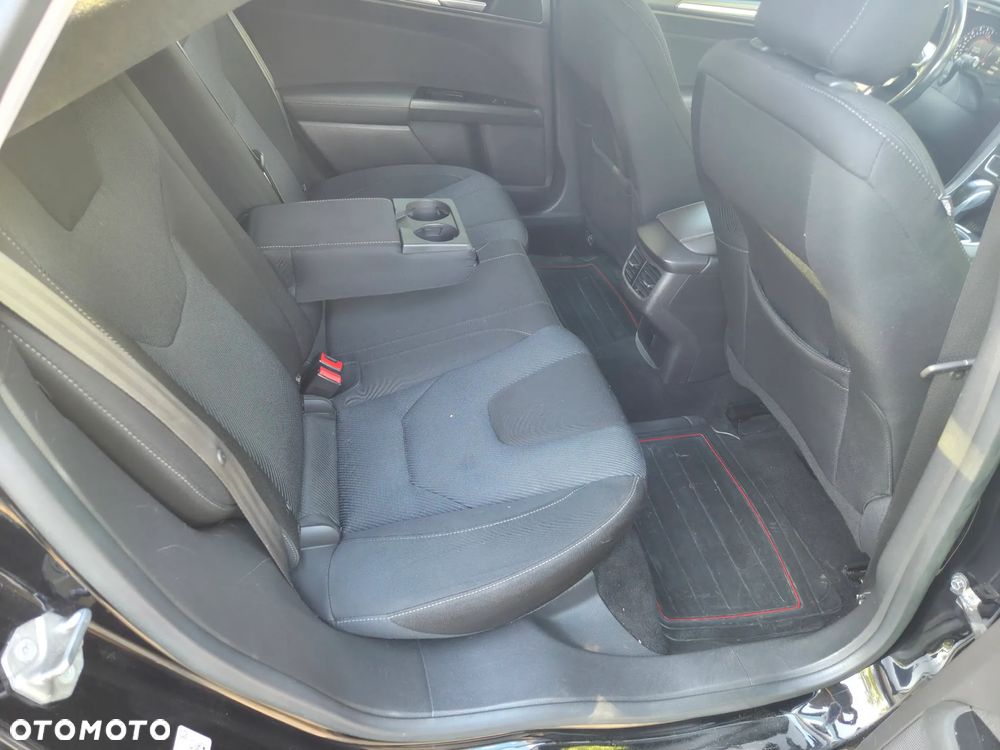 Ford Mondeo - 7