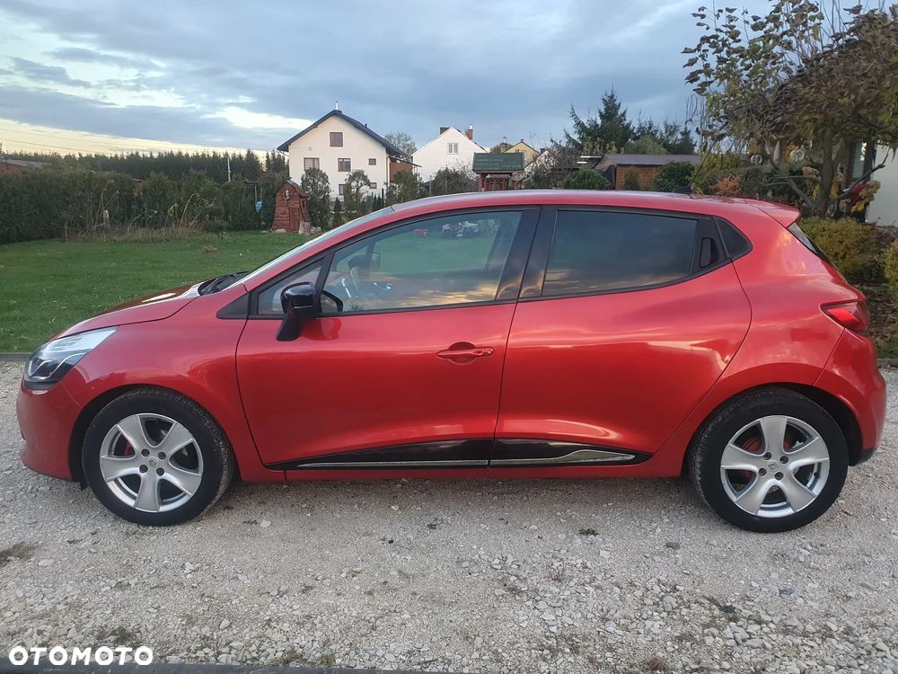 Renault Clio - 10