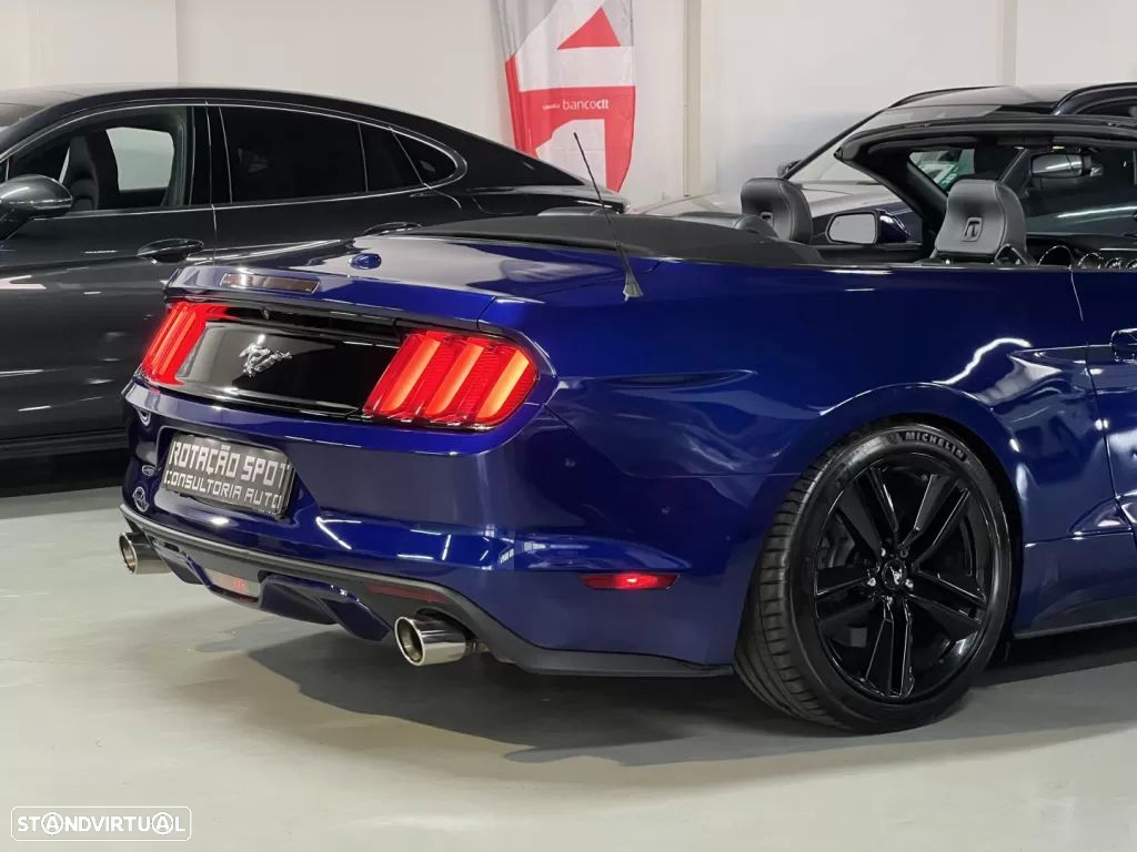 Ford Mustang 2.3i EcoBoost Aut. - 18