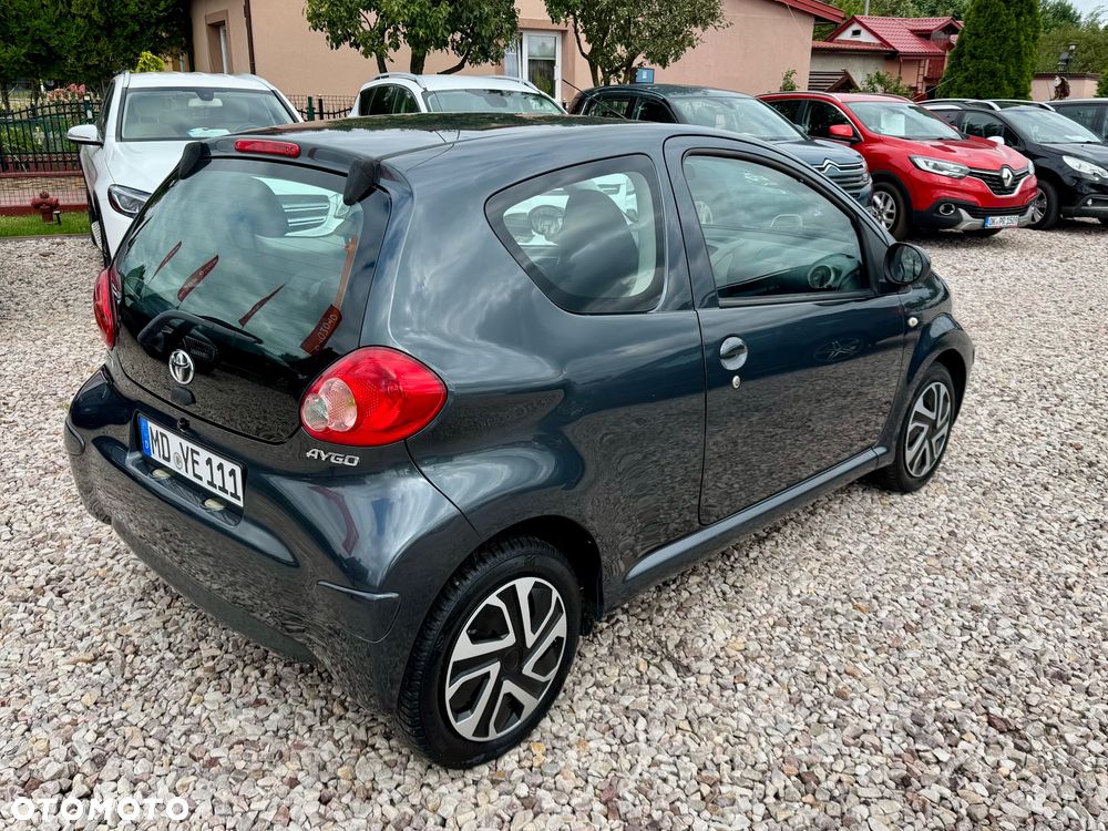 Toyota Aygo - 2
