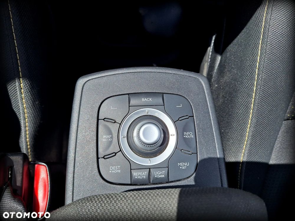 Renault Scenic 1.4 16V TCE Privilege - 19