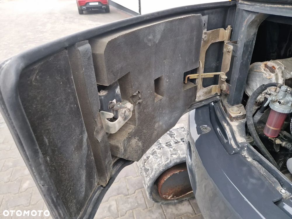 Komatsu PC20MR-2 - 16